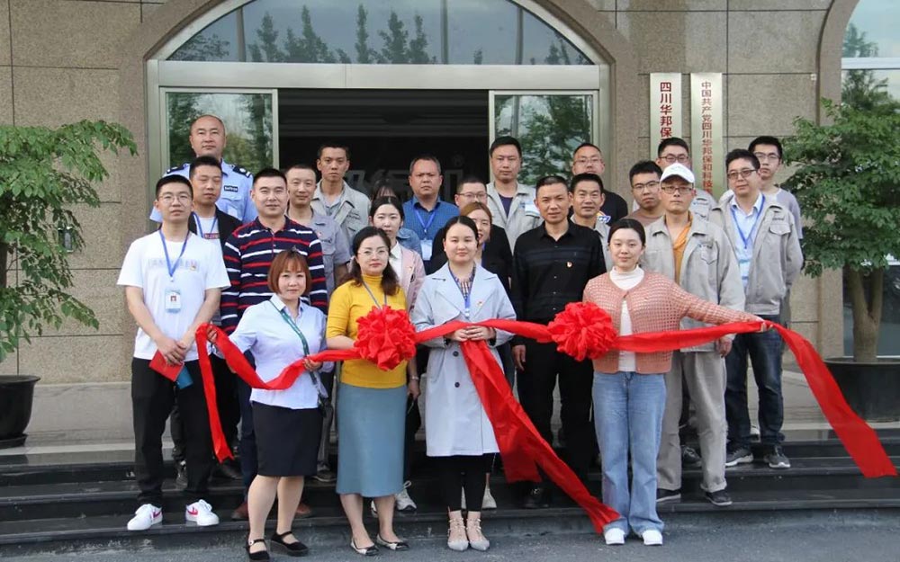 0b2461885e60a54c4b761043c6dca69c