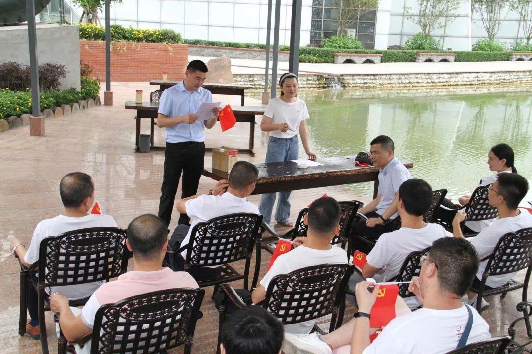 e047df3058be62d4dee5e03b2ae0bf3b