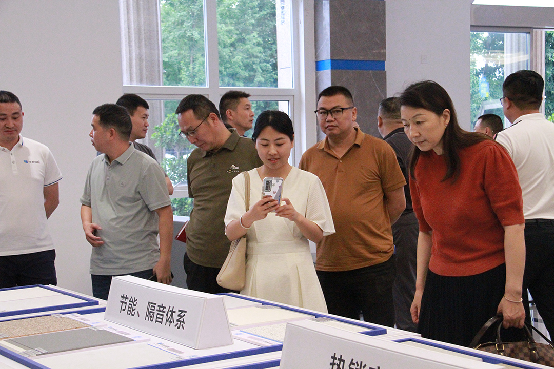 018ea855655d7a562063af3cae2ec7ad